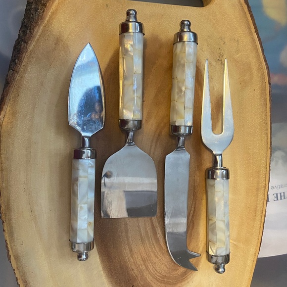 Vintage mother of pearl cheese set (4 pce) - Picture 10 of 16